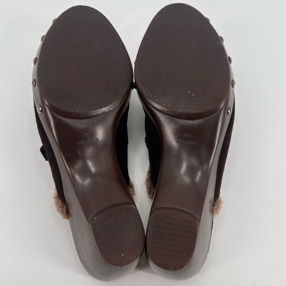 Stuart Weitzman Brown Suede Clogs with Fur Trim - Picture 6 of 7